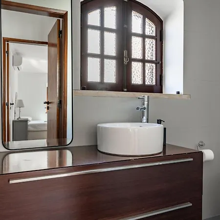 Townhouse - 3 Bedroom House In Center Дом отдыха