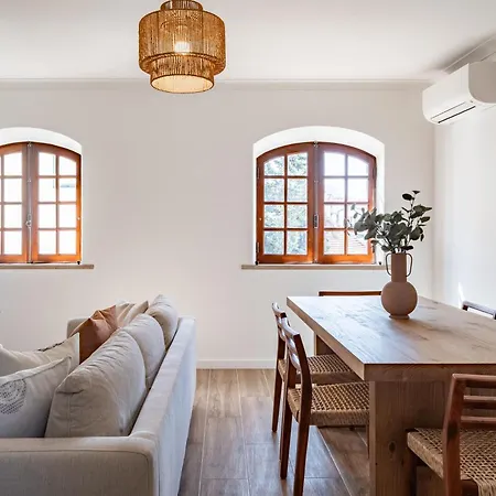 Townhouse - 3 Bedroom House In Center