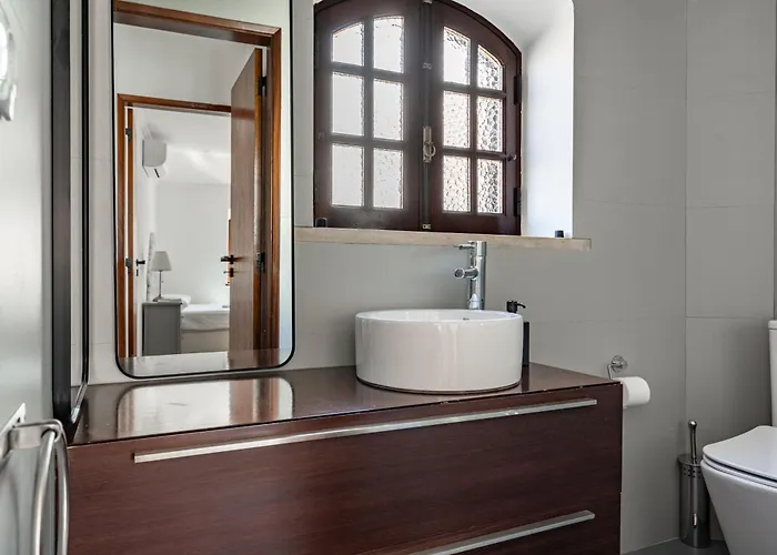 Townhouse - 3 Bedroom House In Center Дом отдыха